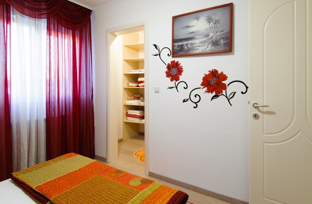 פודסטראנה Avama View Apartments מראה חיצוני תמונה
